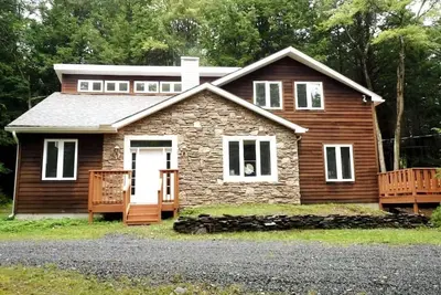 Image de Mountain Manor! ★New Hot Tub! ! ★Secluded 7br3ba Home