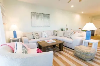 Image de Carolina Casita, short walk to tiki bar and beach