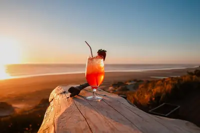Image de Ocean Front with Beautiful Views! Miles of Sandy Beach!