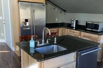 Country apartment only minutes from the beach