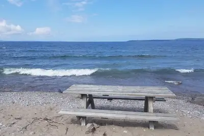 Image de Cali - 4 bedroom/Pet Friendly/Monthly rentals