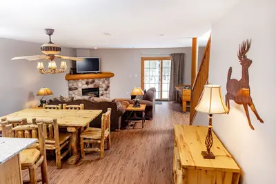 Image de Starved Rock Cabin Sleeps 9