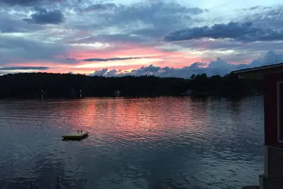 Image de Waterfront Cottage On Lake Cobbosseeconte