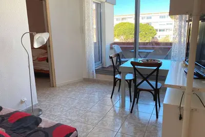 Image de Confortable T2 avec terrasse privée près des Thermes et du centre-ville à Balaruc-les-Bains