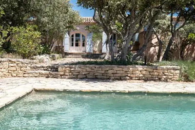 Image de Maison de vacances avec magnifique jardin et piscine
