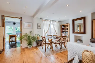 Image de Headington Orchard - 3 Bedroom House & parking & garden