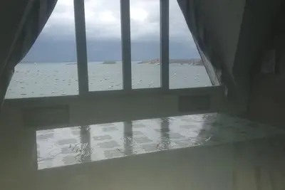 Image de Profiter Des Vacances De Toussaint / Beau T3 Vue Incroyable Sur Mer Et St Malo