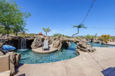 Image de Legendary Desert Oasis -Heated Pool + Spa  -Luxury 5br Retreat Sleeps 12