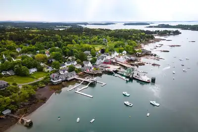 Image de North Haven Island Paradise! Walk to Ocean & Ferry