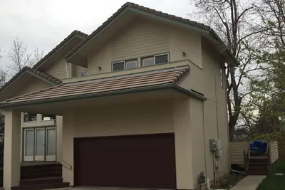 Image de Beautiful 4 Bedrooom  House in quiet neighborhood yards from hiking/biking trail