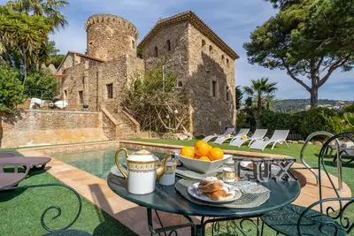 Image de Château Can Xirau | Vue Mer Piscine Privée Climatisé Idéal pour Familles