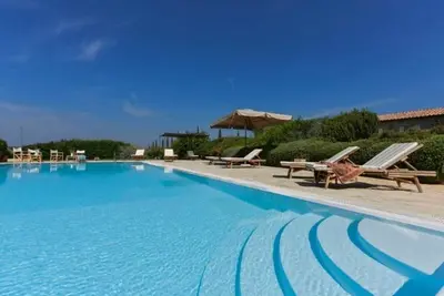 Image de Villa à Magliano In Toscana avec 8 chambres à coucher, 17 couchages