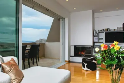 Image de #Ah18 ΜΕΤΖ 2-Bedroom Penthouse Apartment