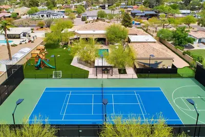 Image de New Best Location in Scottsdale Walk to Everything