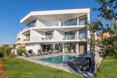 Image de Belle maison à Pula avec WiFi