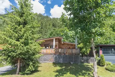 Image de Maison de vacances confortable \"Chalet Zur Auszeit\" dans la région de Zillertal