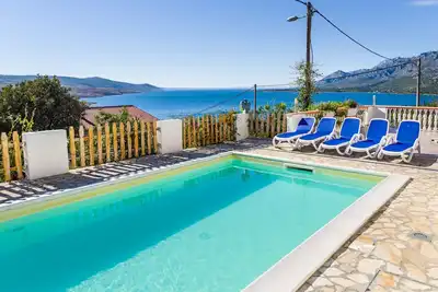 Image de Fereinhaus Fuer 12 Personen mit Privatpool und Meerblick