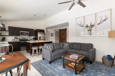 Image de Mountain Modern Retreat in Teton Valley, Between Grand Targhee and Jackson