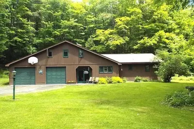 Image de Cozy Woodland 4 Bedroom
