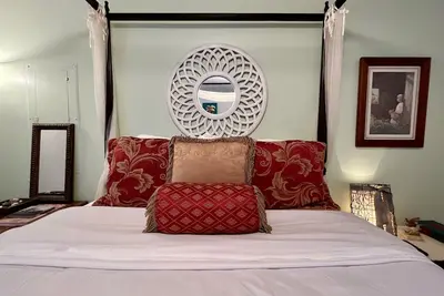 Image de The Starlight Retreat - 2bd/1ba w/Huge Yard