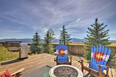 Image de 2 Mi to Hot Springs: Nathrop Gem w/ Fire Pit