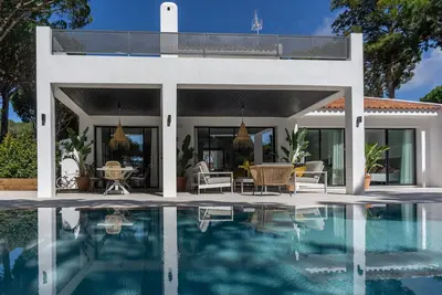 Image de Aenea, espacio y confort a menos de 600m de la playa