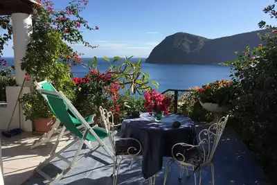 Image de Appartement - LIPARIappartement, Maison avec jardin