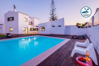 Image de Luxurious Villa With Sea Views, Private Heatable Pool, Jacuzzi, Ac, Wifi, Bbq