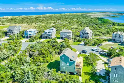 Image de Waterfront Home w/ Private Hot Tub, Free WiFi, Ac, Kayaks, & Washer/Dryer