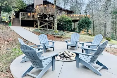Image de Lake Hartwell Waterfront, Dock, Clemson, Fire Pit, Fenced Yard, Pets & Game Room