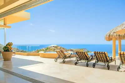 Image de Villa Del Mar-5 Star Luxury Villa with Epic Views