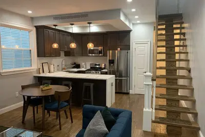 Image de Extra Large 3 Bedrooms with 3 Bathrooms close to Downtown