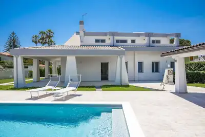 Image de South Direction - Fontane Bianche Villa with private pool