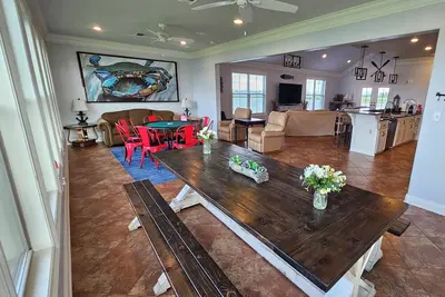 Image de Waterfront Lake House w/ King Beds, close to Casinos