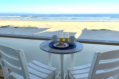 Image de Happy Clam Oceanfront 5bd/3. 5ba