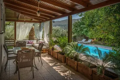 Image de Elegante Villa Zante | Villa Eleonas | 4 chambres | Piscine privee | Courte distance en voiture de l