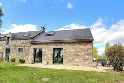 Image de des Etangs - Marzan - Gîte