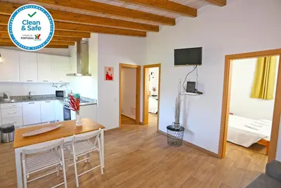 Image de I - 2 Bed Apartment in St. Johns Countryside Getaway