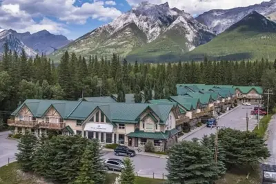 Image de Welcome to Banff, 2 Bedroom & 2 Bathroom townhouse