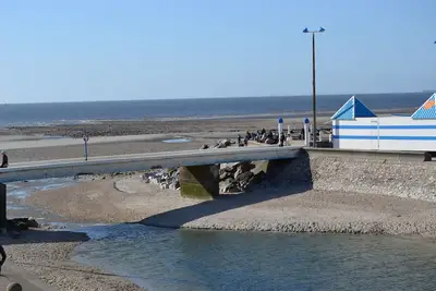 Image de Wimereux, Vue Mer, Wifi, Parking, \"les pieds dans l'eau\" 1 chambre+coin cabine