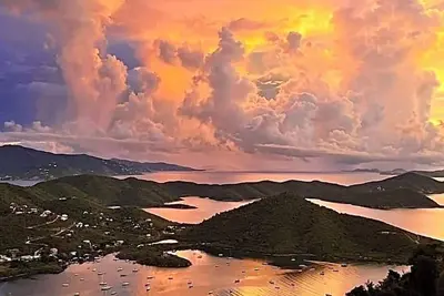 Image de Epic views from every room! Large 2-Bed, 2-Bath with Ac and Solar!