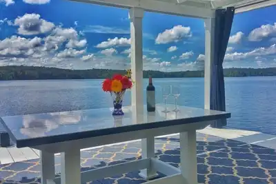 Image de Million Dollar Views: Lakefront, Dock, Kayaks+More