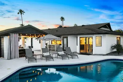 Image de Gorgeous Private Heated pool Hot Tub 5 stars - Desert Oasis