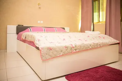 Image de Appartement 2ch salon meublées climatisées