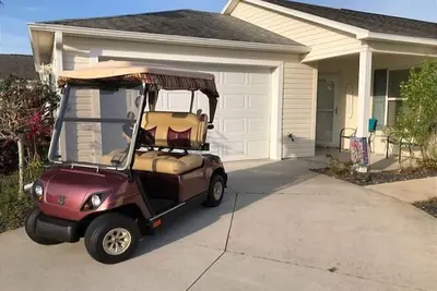 Image de 2 Bedroom Courtyard     Golf Cart              Great Location The Villages Fl