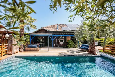 Image de New! Villa pour 8, grand jardin, piscine privée!