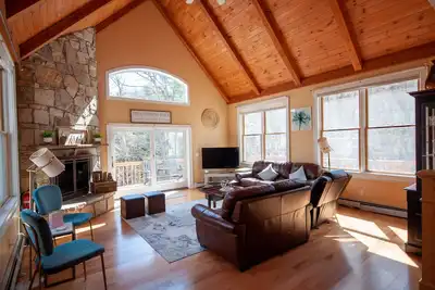 Image de Coffee Lover's Retreat w/ hot tub & game room