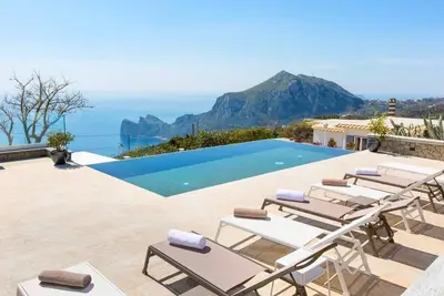 Image de Villa Nicola, with sea views and pool