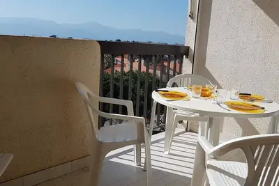 Image de Proche port et plage T2 dans résidence avec ascenseur  et  parking-4ca403