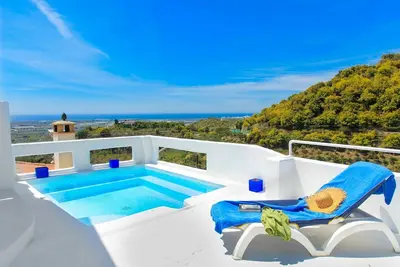 Image de Belle maison de vacances privée avec climatisation, Wifi, piscine privée, Tv, patio, parking